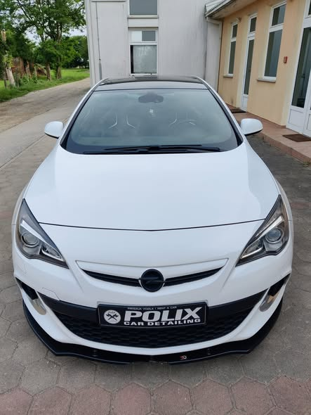 Opel Astra OPC, prednji dio